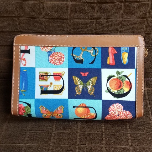 Gucci Handbags - 🤩➡️  Authentic Gucci purse⬅️🤩